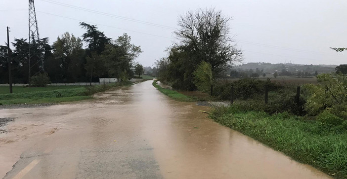 maltempo e strade allagate