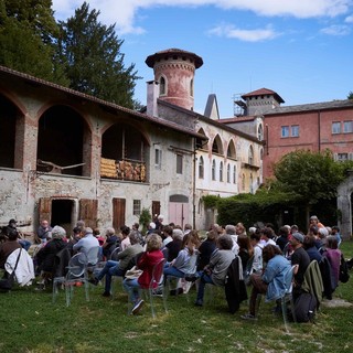 “Cambiare rotta. Oltre la società della crescita” sabato al Castello di Miradolo