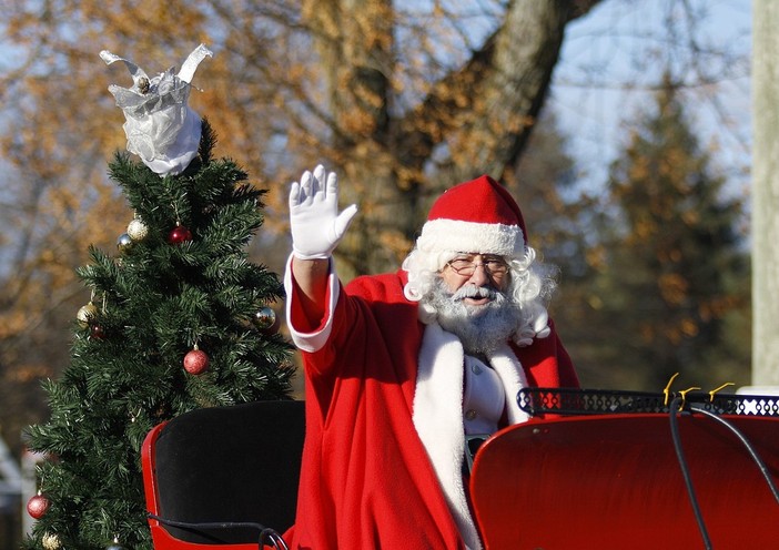 Tra mercatini e giri a cavallo, Perosa Argentina ospita ‘La magia del Natale’