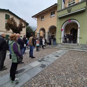 La manifestazione per salvare il bancomat dello scorso 7 ottobre