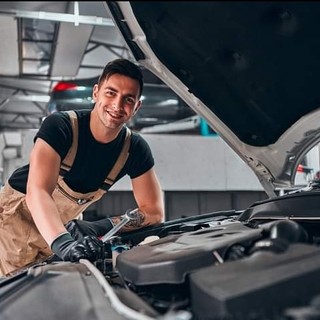 Garage Italia di Saluzzo cerca personale