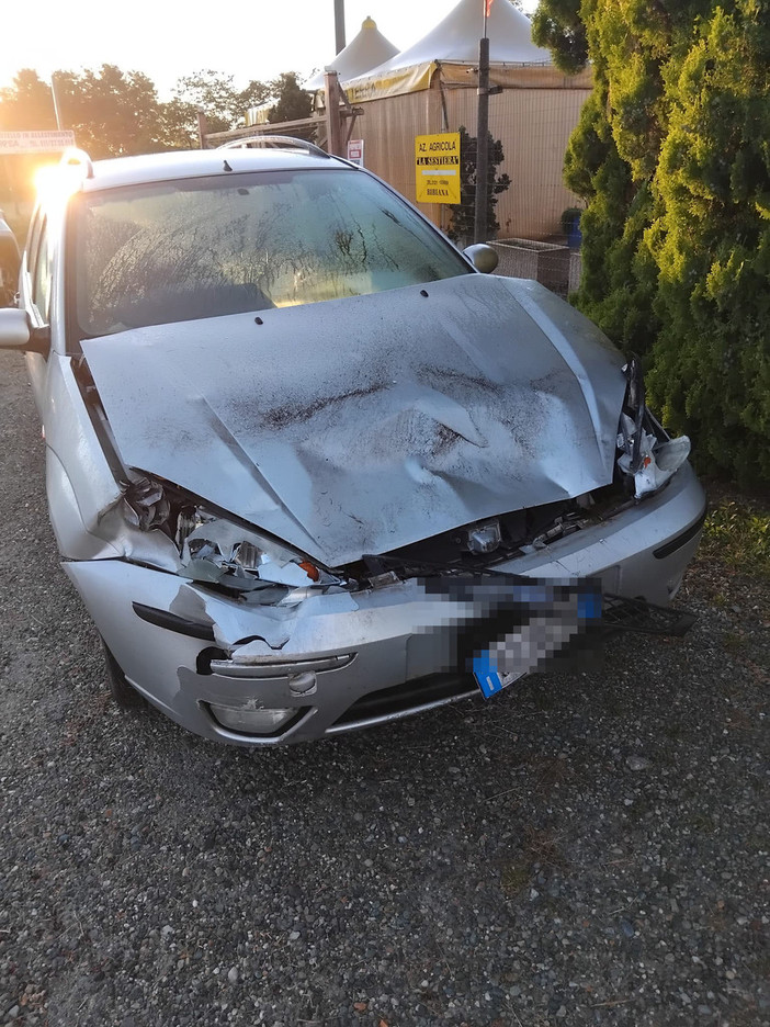 Una delle auto incidentate