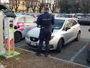 L’intervento dei vigili in piazza Terzo Alpini