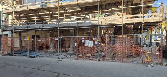 Il cantiere di piazza Ploto dopo il crollo