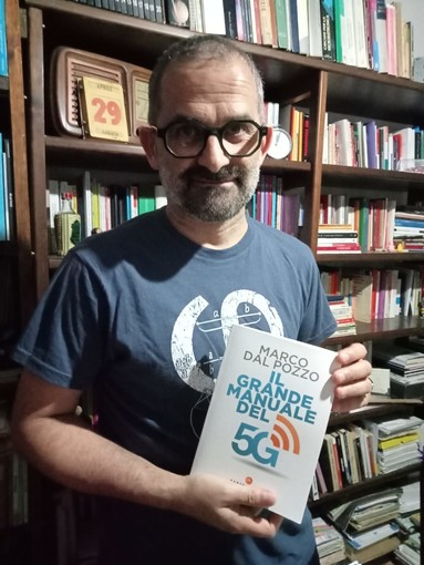 Marco Dal Pozzo con il suo manuale