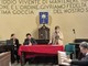 La moderatora Alessandra Trotta (in piedi), introduce la presentazione del progetto, assieme a Davide Rosso e Valeria Lucenti