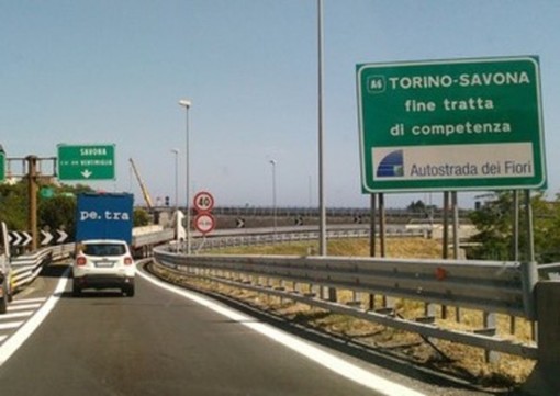 Autostrade, la beffa tra Piemonte e Liguria: le code non fermano gli aumenti del pedaggio