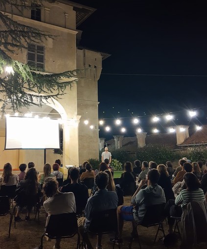 Cinema all’aperto torna a Villa Belvedere Radicati a Saluzzo: un settembre di grandi emozioni cinematografiche