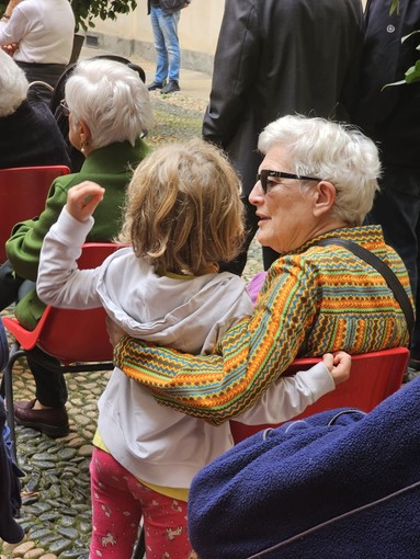 Torino festeggia i suoi nonni: &quot;Avere dei nipoti vuol dire ricevere tanto amore&quot; [FOTO]