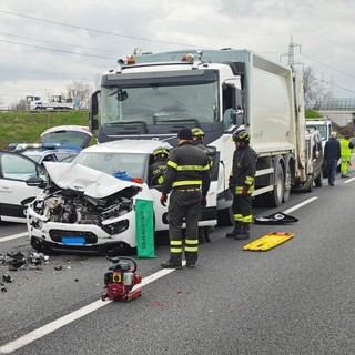 Brutto incidente tra corso Regina e Venaria: traffico paralizzato sulla tangenziale