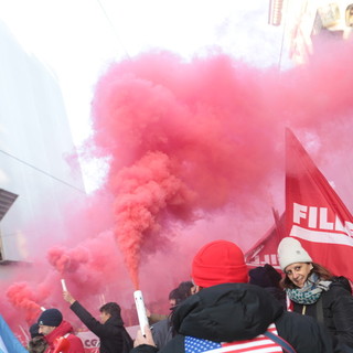 L’onda dei 20mila per lo sciopero generale che ha invaso Torino: “Non ci fermeremo”