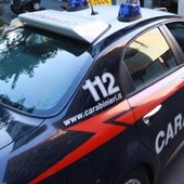 Napoli, andava in giro con una mannaia di 27 centimetri: denunciato 13enne