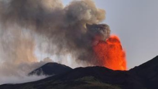 Eruzione Etna, la situazione all'aeroporto di Catania oggi