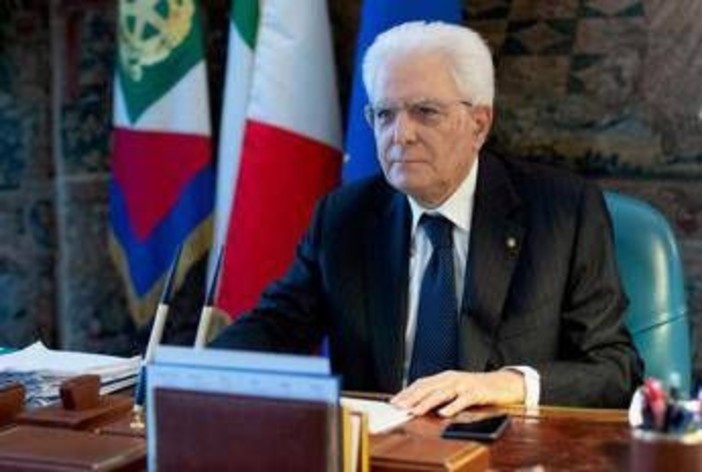 Russia contro Mattarella, sponda italiana alla propaganda di Mosca: la petizione