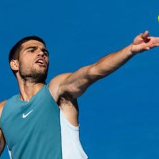 Australian Open, Alcaraz ai quarti: Draper costretto a ritirarsi durante l'incontro